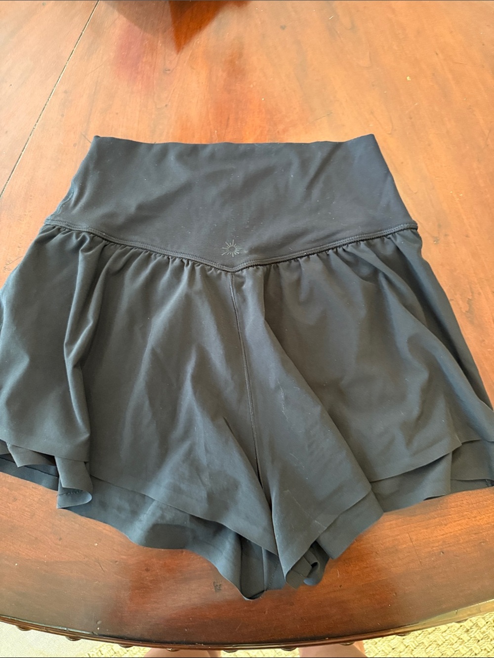 Offline aerie double layer high waist Black Shorts - Picture 2 of 3
